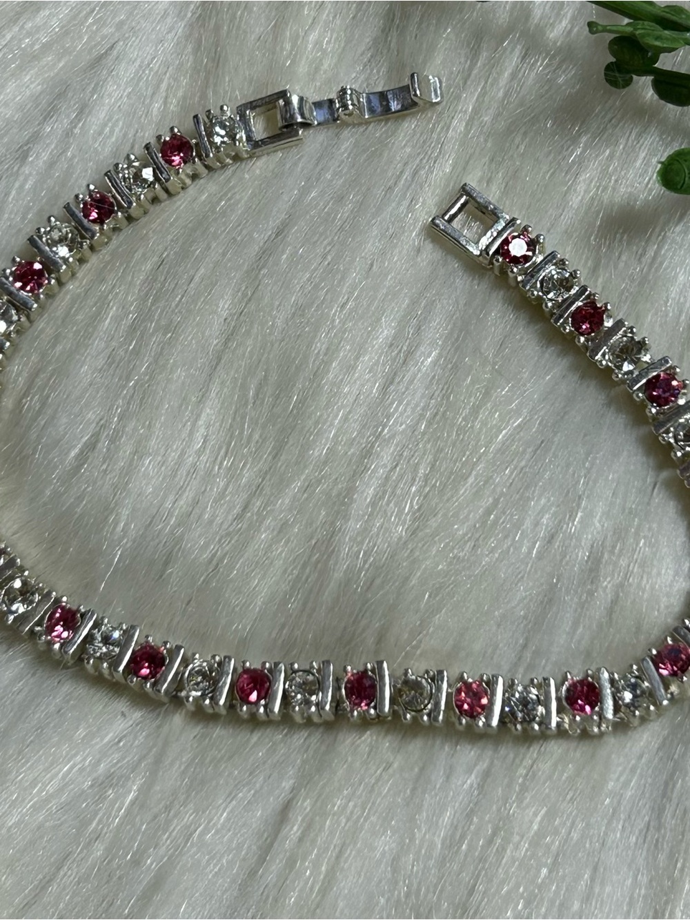 Pink and Clear faceted rhinestones silver tone bracelet